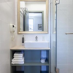 Kamer met een Queen Size Bed